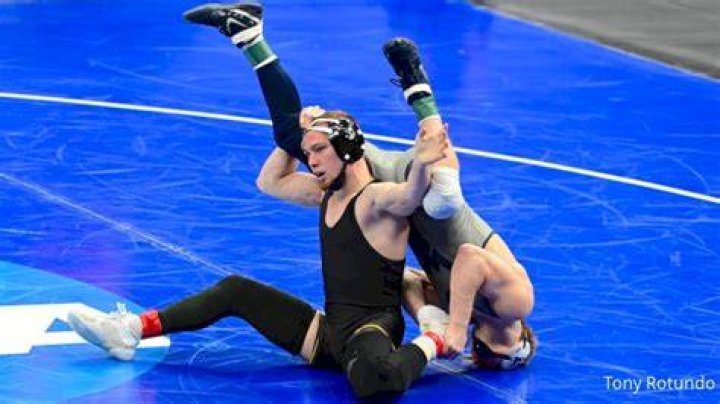 Did spencer lee tear both acls?