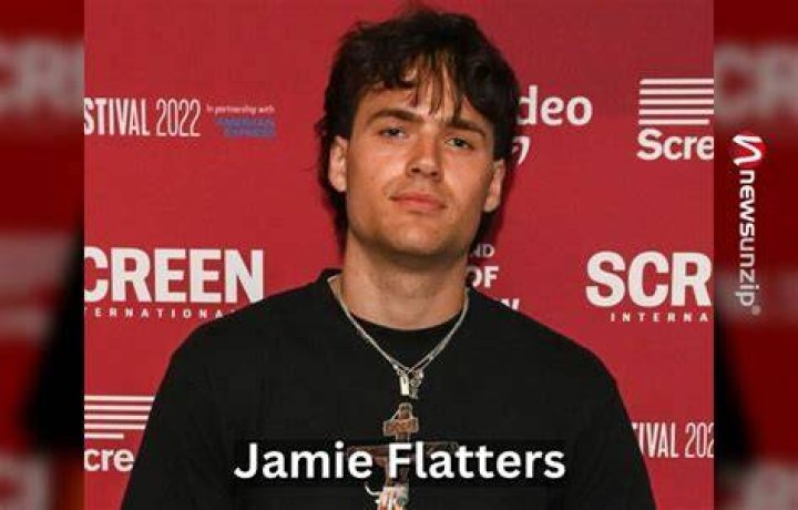 Does jamie flatters have instagram?