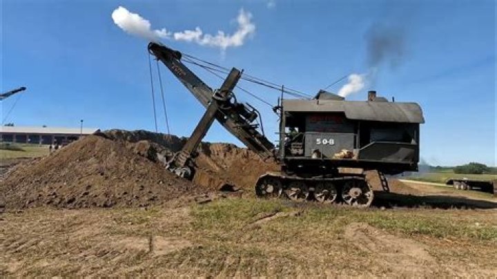 What does steam shovel?