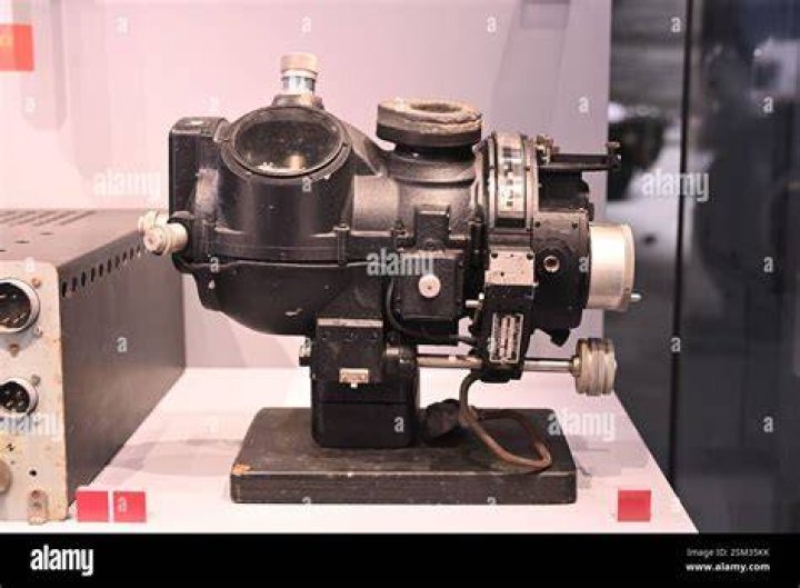 Who is norden bombsight?