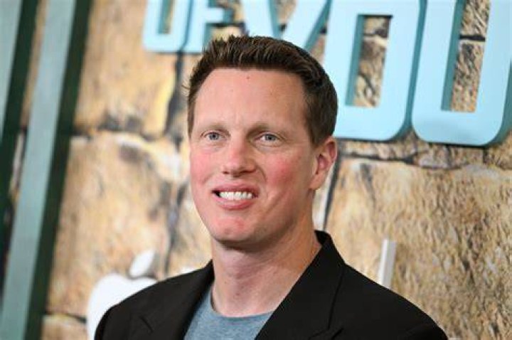 Who owns comedy central?