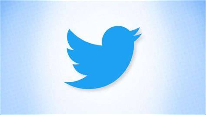 Why pin a tweet?